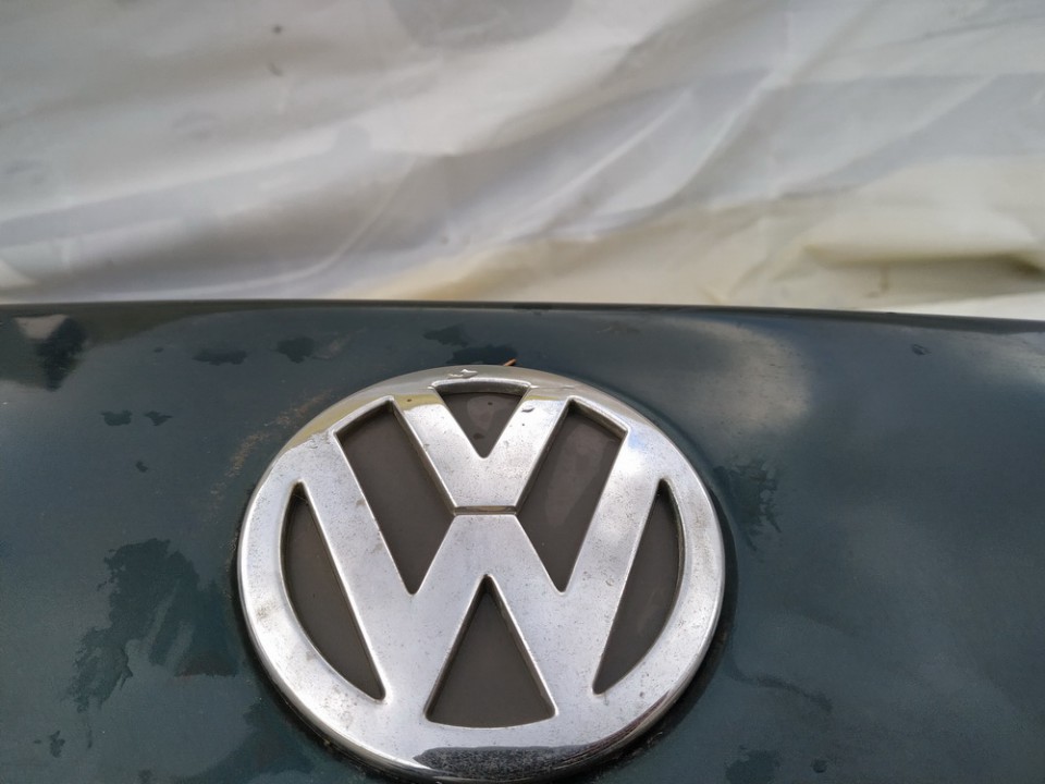 Galinis zenkliukas (Emblema) used used Volkswagen PASSAT 2007 2.0