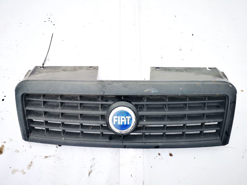 Front hood grille 735395576 used Fiat DOBLO 2002 1.9