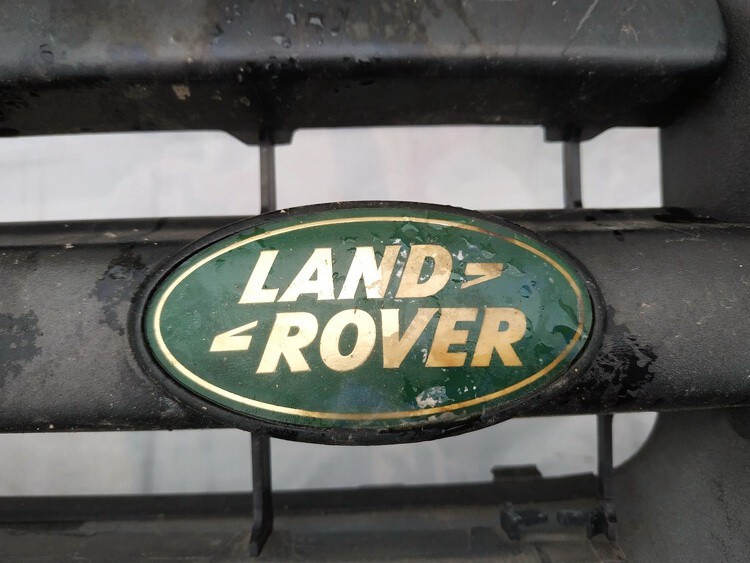 Передние Эмблема used used Land-Rover FREELANDER 2008 2.2