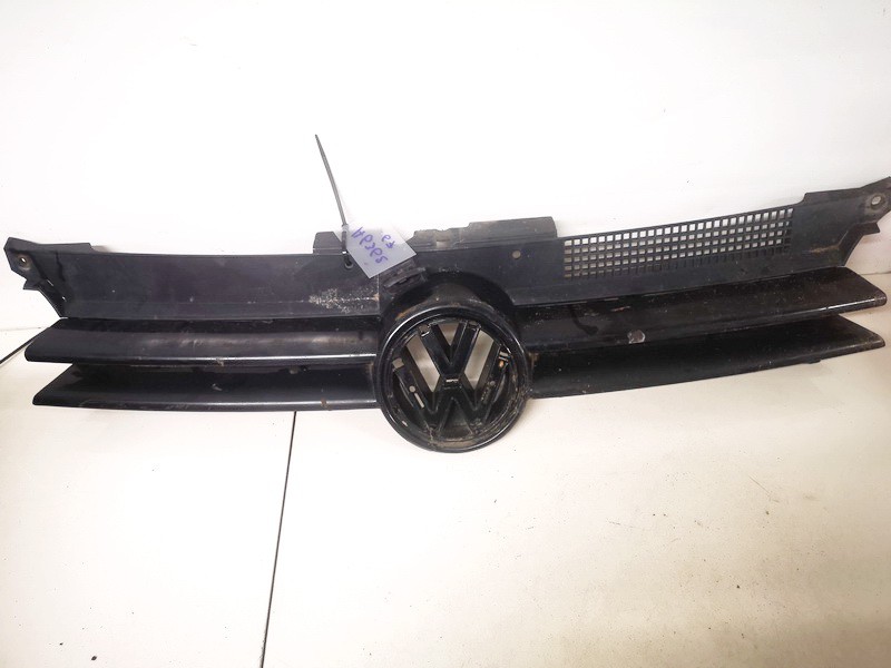 Front hood grille used used Volkswagen GOLF 1989 1.8