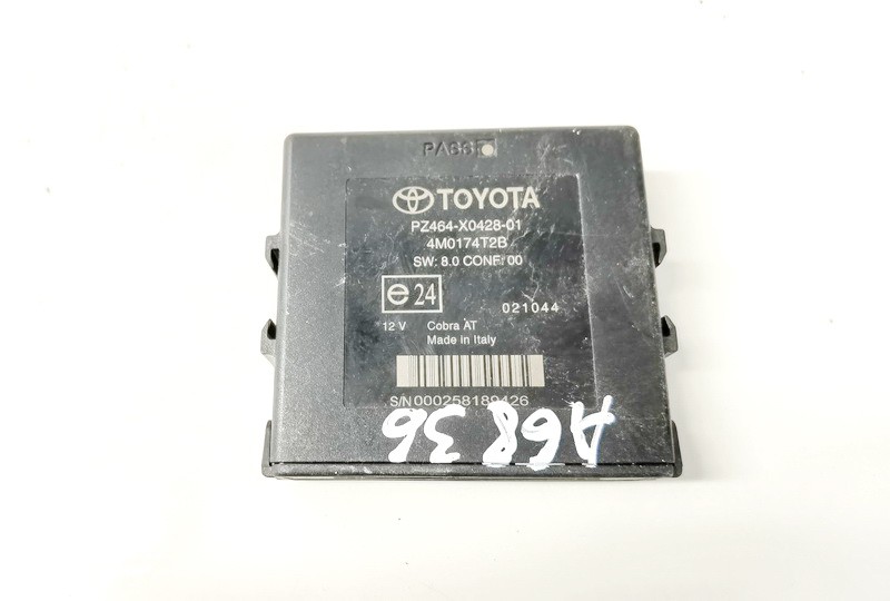 Блок управления парковочным pz464x042801 pz464-x0428-01 Toyota RAV-4 2003 2.0