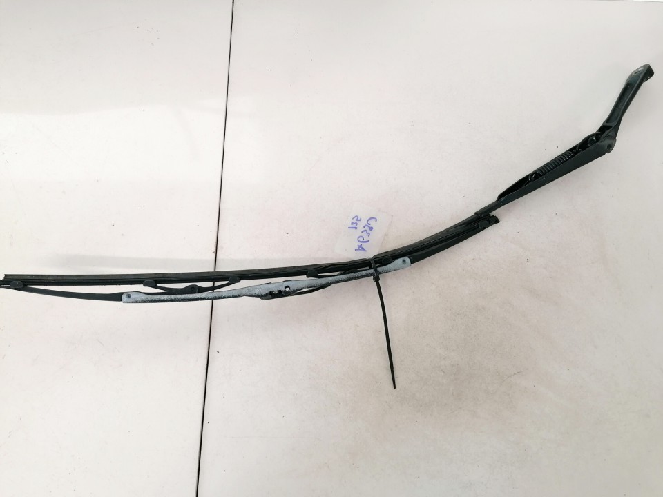 Wiper Blade 90504174lh used Opel VECTRA 1997 2.0