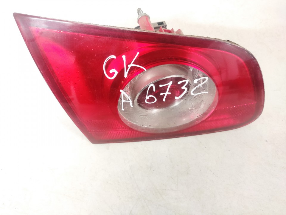 Tail light inner, left side 27449002 27.44.90.02 Volkswagen PASSAT 1994 1.9