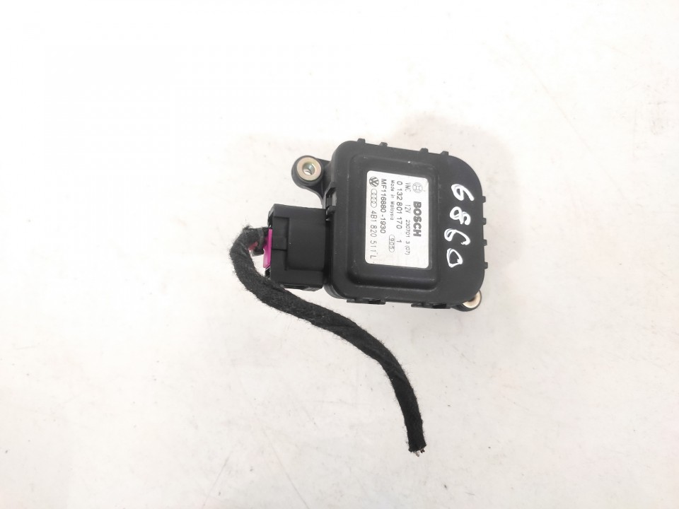 Heater Vent Flap Control Actuator Motor 01328011701 used Audi A6 2007 2.0