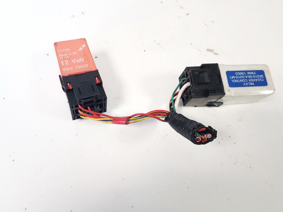 Relay module YWC10050 used Rover 45 2003 2.0