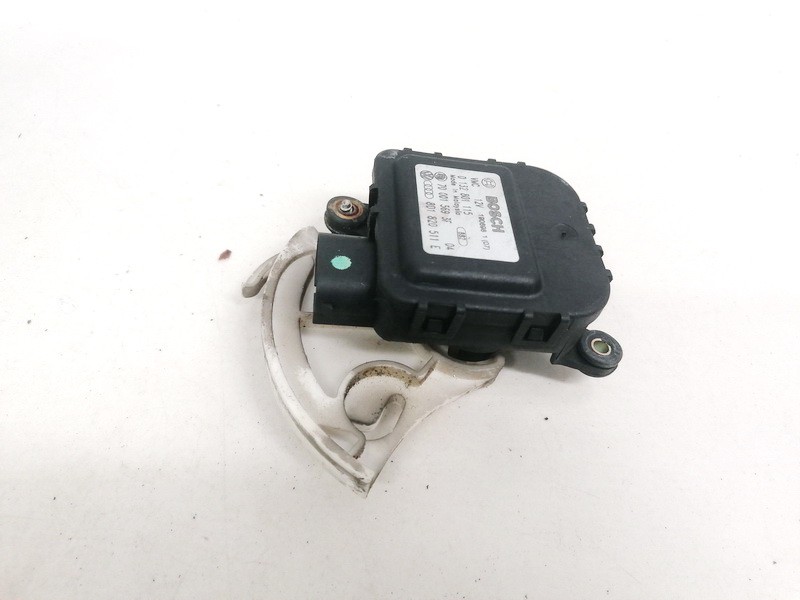 Heater Vent Flap Control Actuator Motor 0132801115 8D1820511E Volkswagen PASSAT 2006 1.9