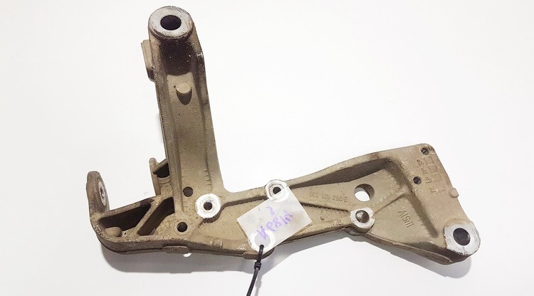 Control arm - front right 1k0199296e used Audi A3 2004 1.9