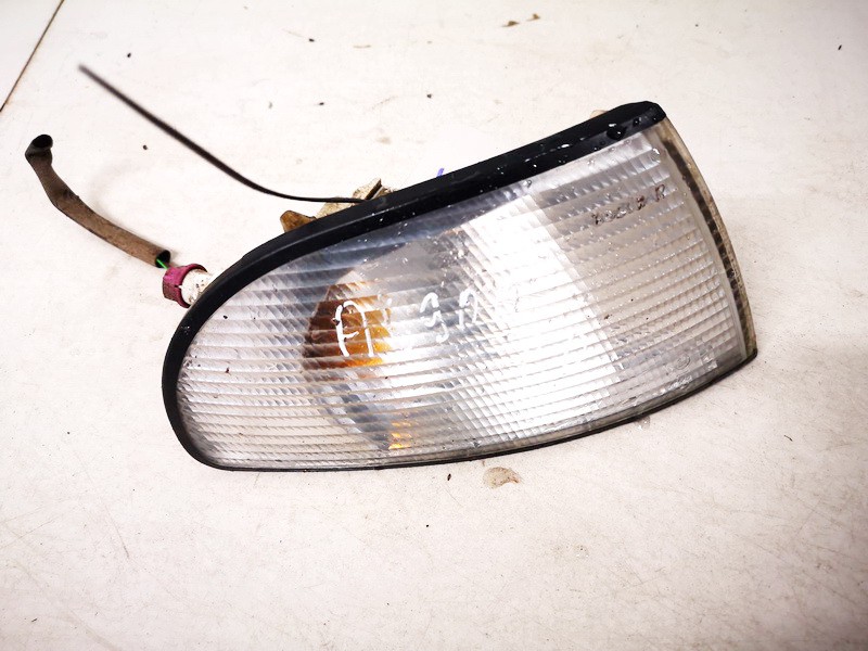 Front Indicator Right Side RH 1315106 used Audi A4 1995 1.9