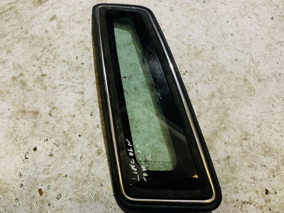 Rear Left  side corner quarter window glass  used used Lincoln TOWN CAR 1995 4.0
