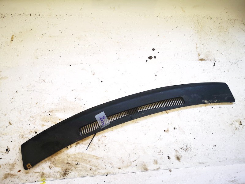 Wiper Muolding 090437491 used Opel ASTRA 2001 1.7