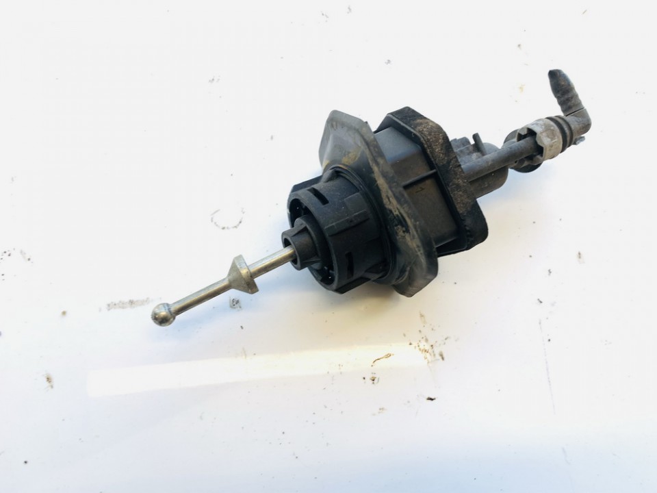 Master clutch cylinder used used Volvo C30 2008 2.0
