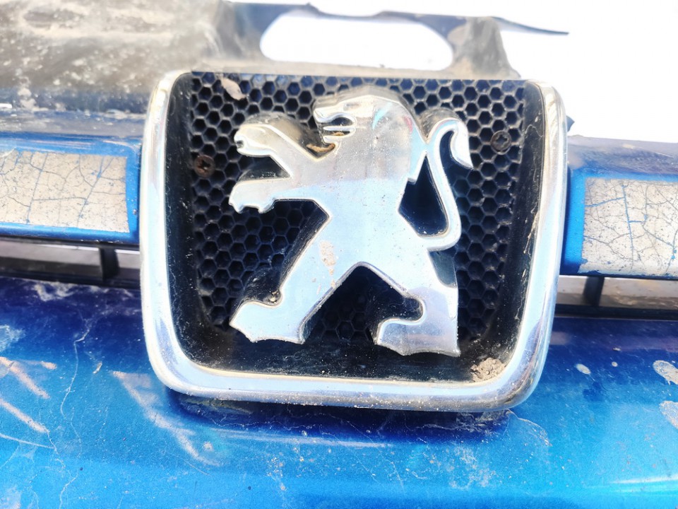 Front Emblem used used Peugeot 307 2003 2.0