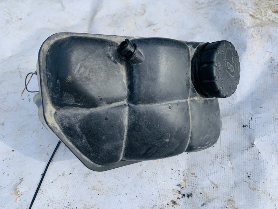 Expansion Tank coolant (RADIATOR EXPANSION TANK BOTTLE ) 2115000049 used Mercedes-Benz E-CLASS 2002 2.7