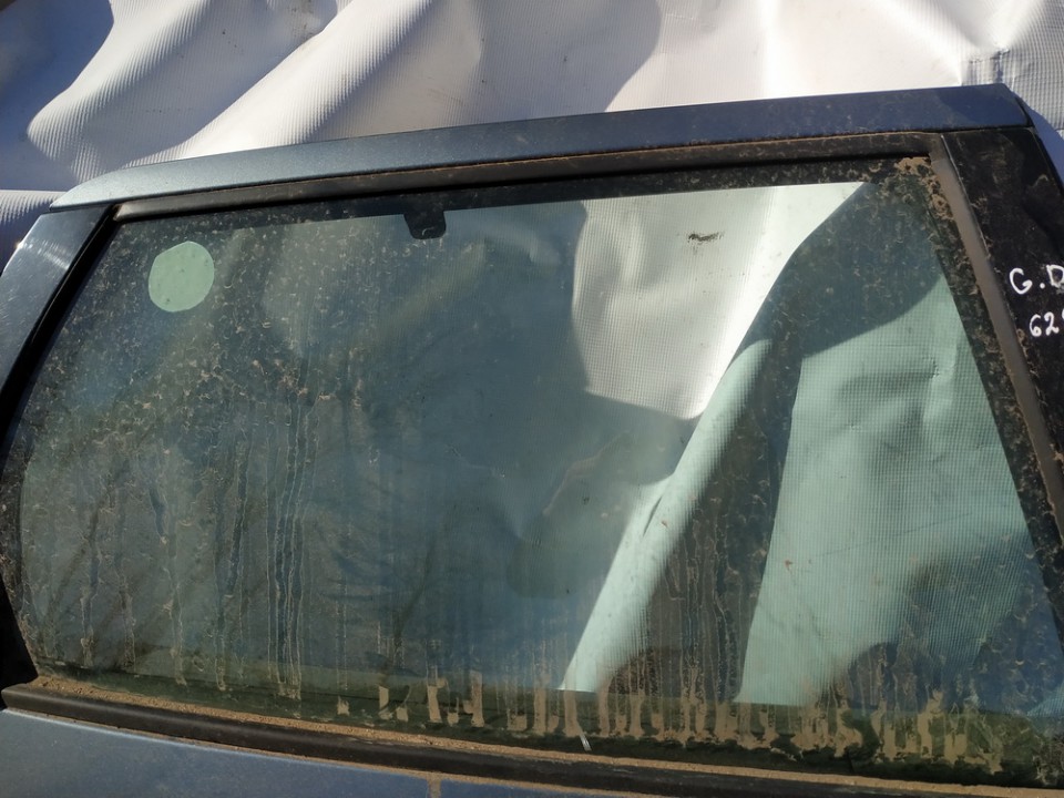 Боковое окно - задний правый used used Peugeot 407 2006 1.6