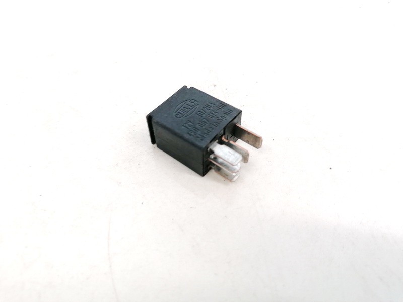 Relay module 9441161 4RD00781400 Volvo S80 2002 2.4
