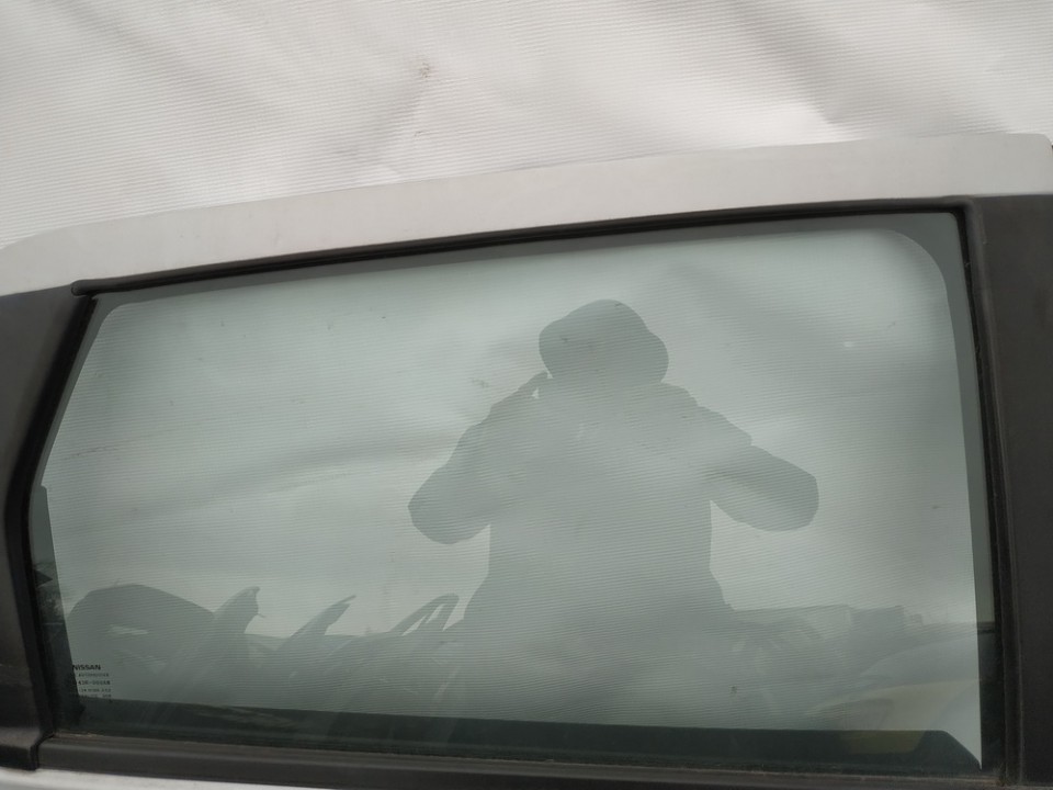 Боковое окно - задний правый used used Nissan QASHQAI 2009 1.5