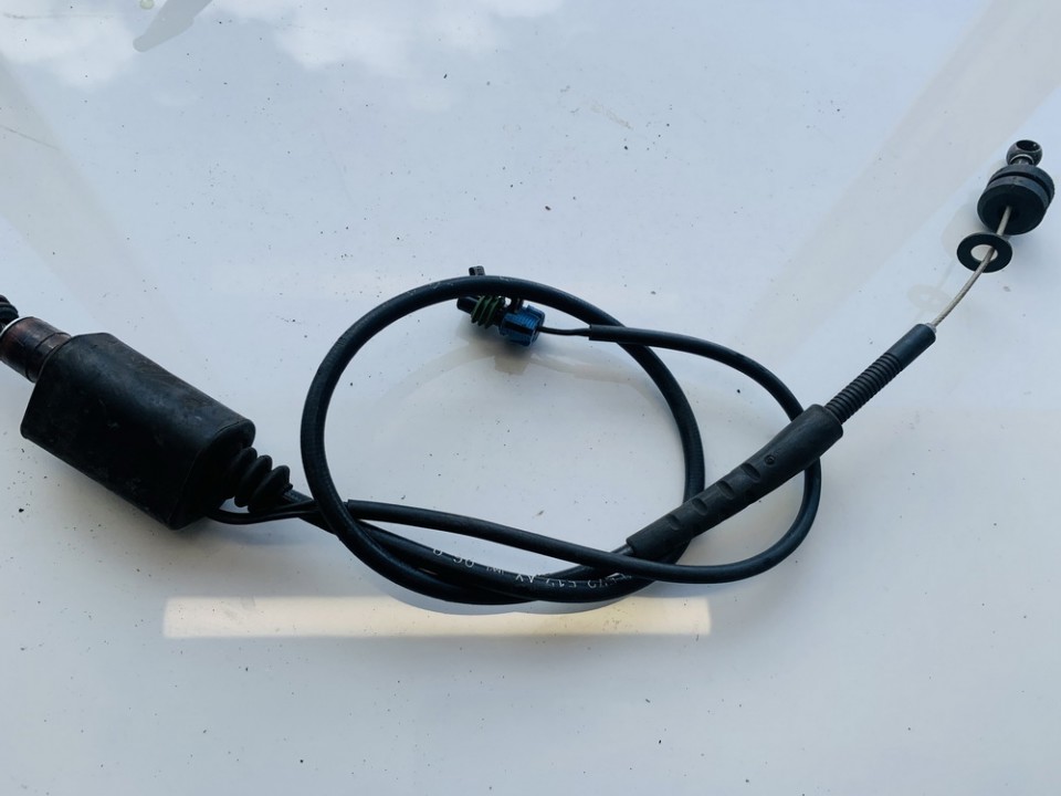 Трос акселератора (Bonnet Cable) 90572517ax used Opel OMEGA 1999 3