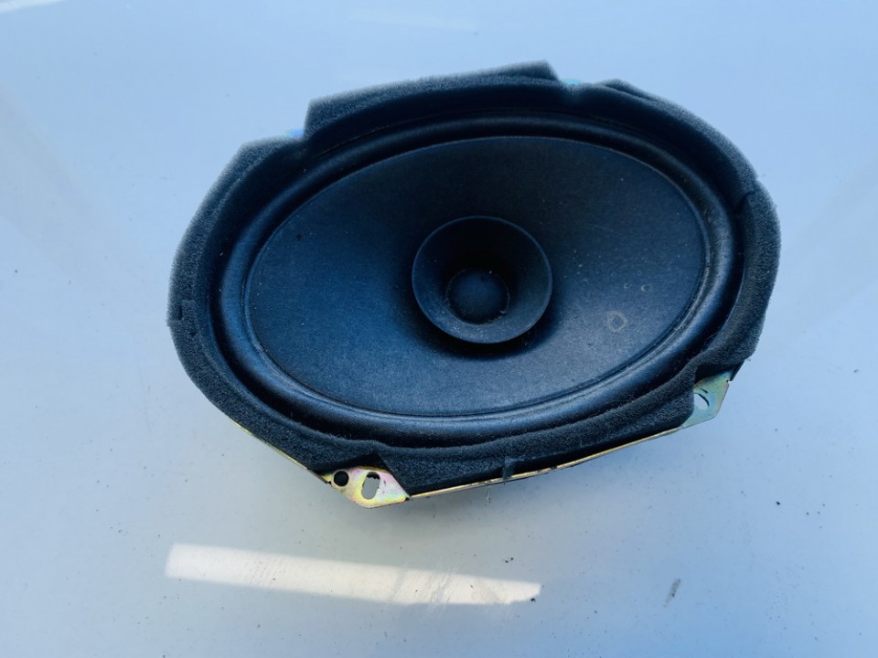Speaker (audio) c23566960 used Ford FOCUS 2005 2.0