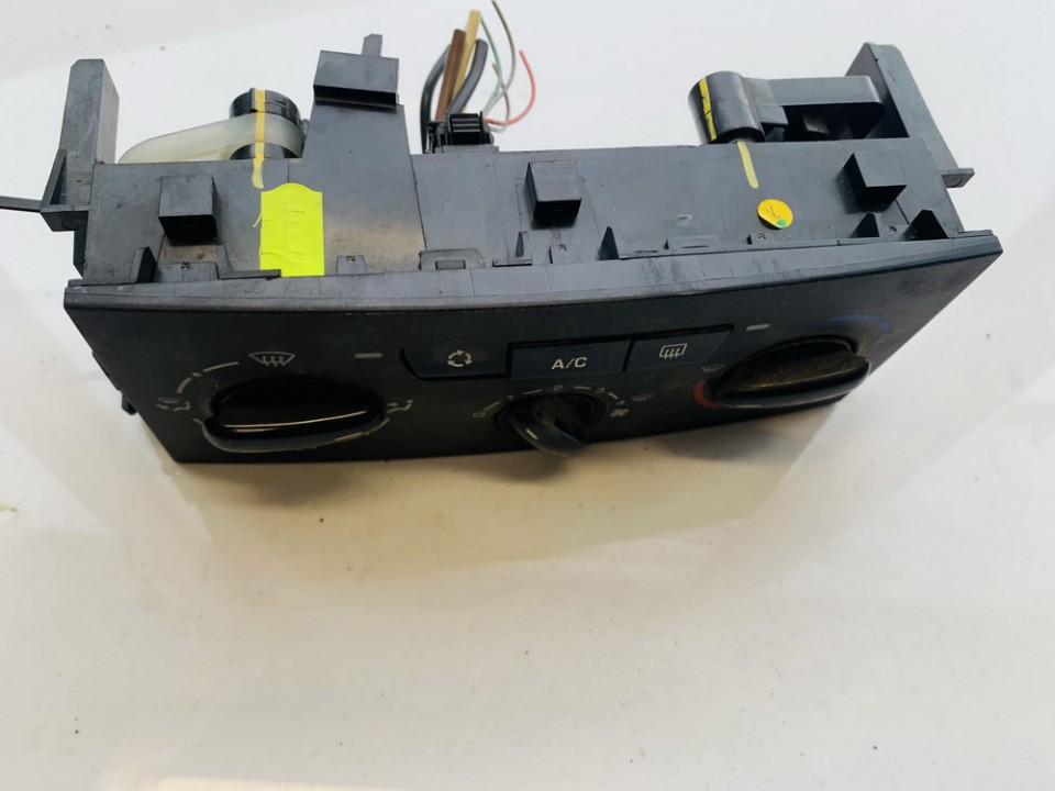 Climate Control Panel (heater control switches) n102080f 69910004 Peugeot 207 2009 1.4