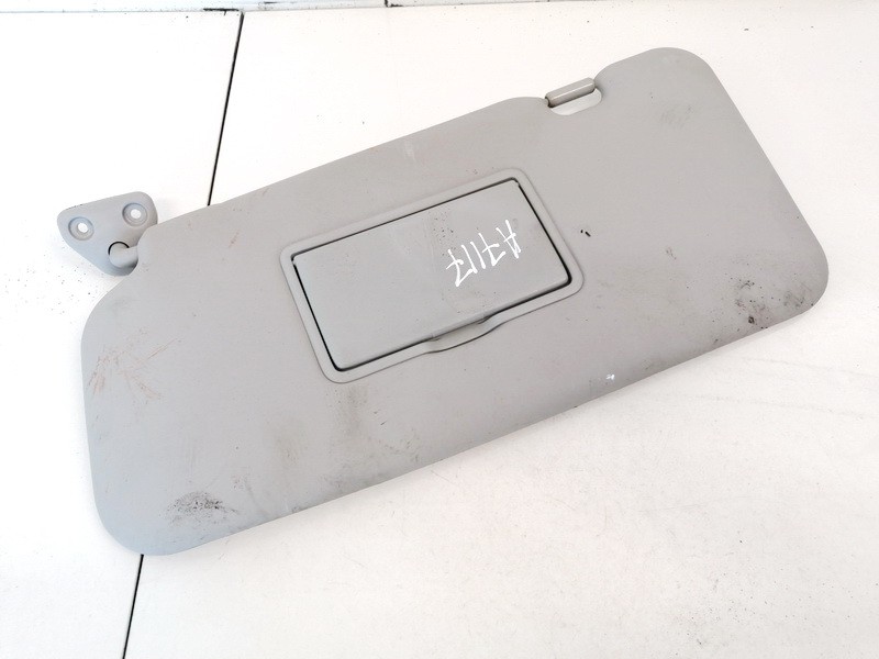 Sun Visor, With Light and Mirror and Clip USED USED Nissan X-TRAIL 2004 2.2