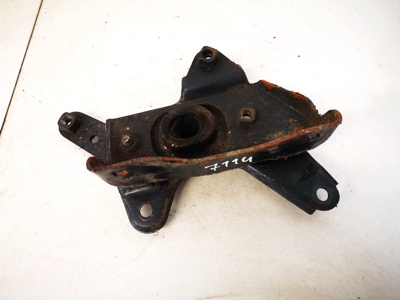 Engine Mounting and Transmission Mount (Engine support) 8200168073 11220bn700 Nissan ALMERA 2000 2.2