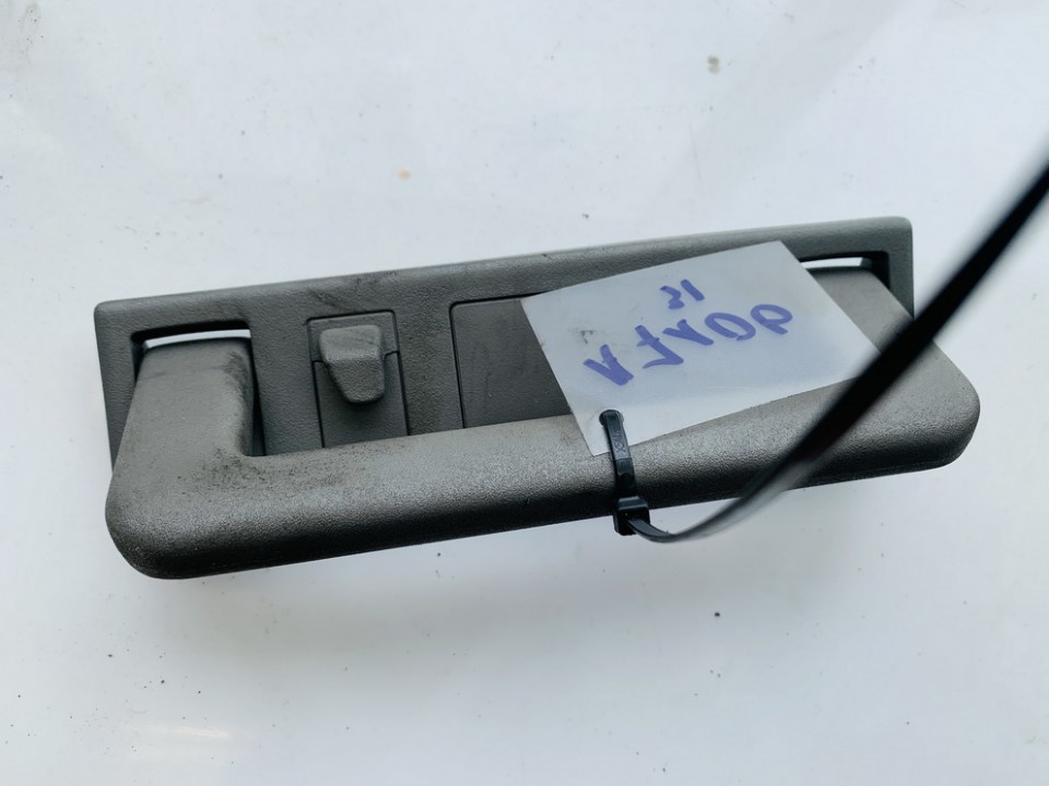 Ручка внутренняя потолочная - передний правый 8a9857608a 895857667 Audi 80 1992 2.0