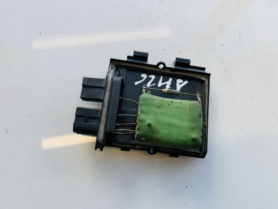Heater Resistor (Heater Blower Motor Resistor) 893959263 3131090041 Audi 80 1992 1.9