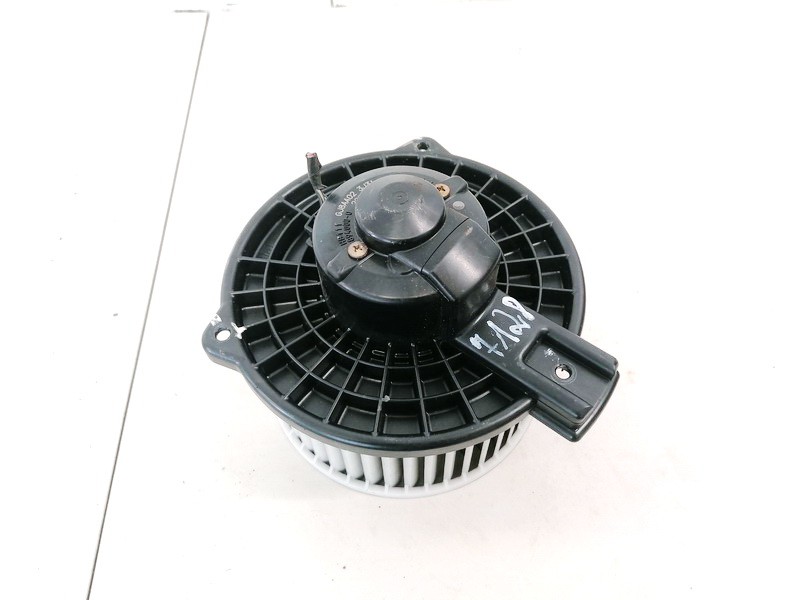 Salono ventiliatorius 8940000222 894000-0222, GJ8AA023K31 Mazda 2 2003 1.4