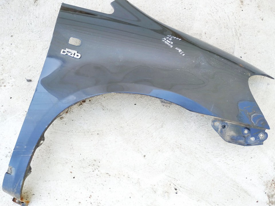 Front Fender (Arch) Right pilkas used Toyota AVENSIS VERSO 2003 2.0