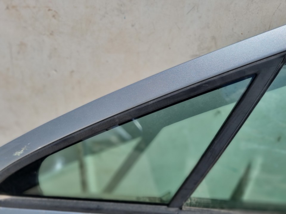 Поворотное стекло - передний левый used used Peugeot 407 2005 1.6