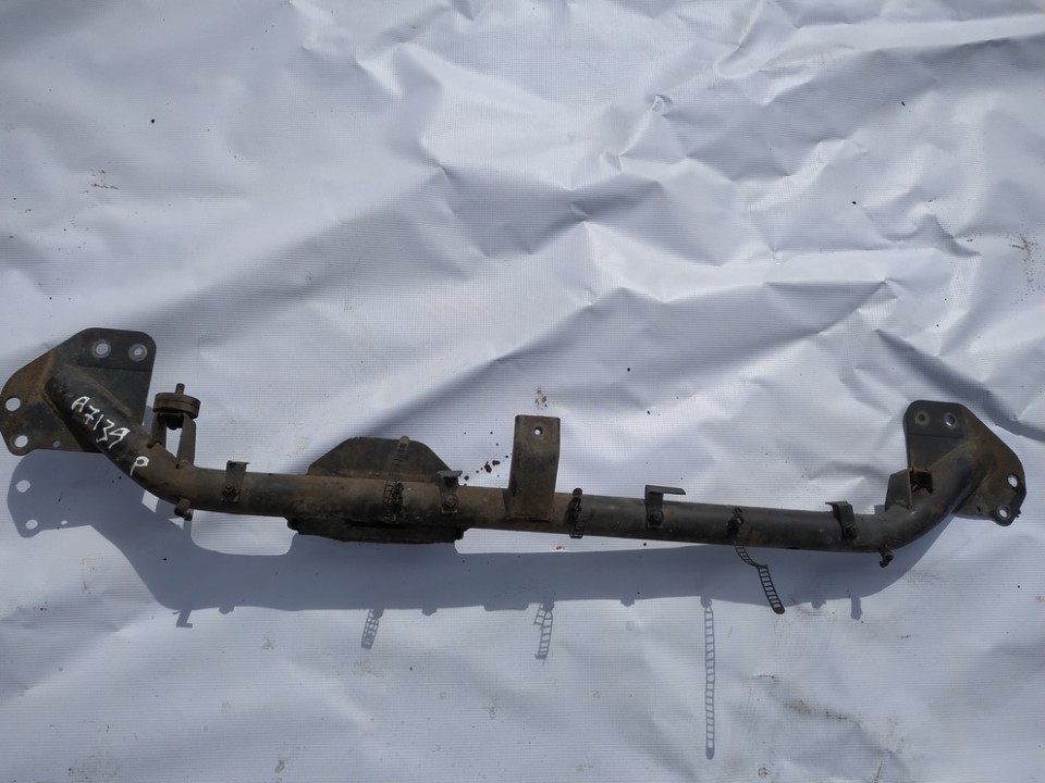 Front bumper reinforcement used used Audi 80 1992 1.9