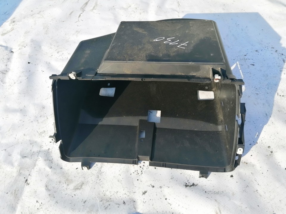 Glove Box Assembly 9624693380 used Peugeot 206 2000 1.9