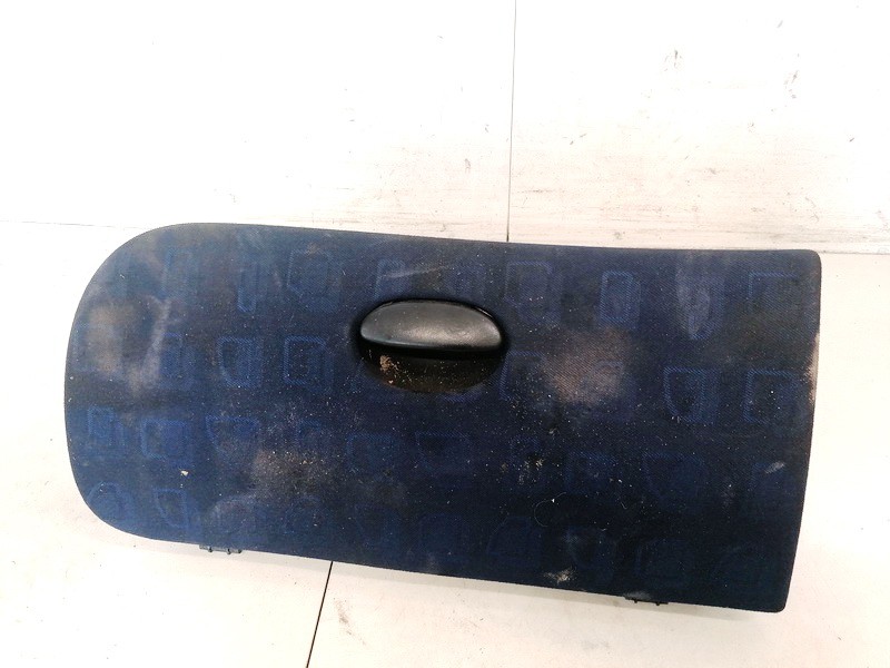 Крышка вещевого ящика USED USED Peugeot 206 2006 1.6