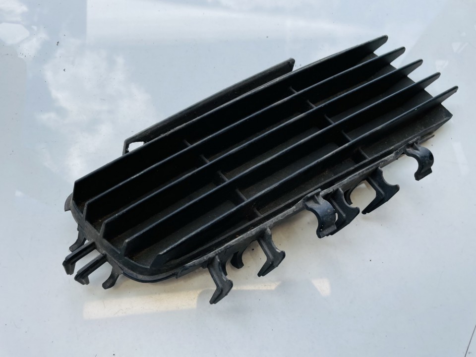 Bumper Grille Front Right 09186130 0551004542 Opel VECTRA 1996 2.0