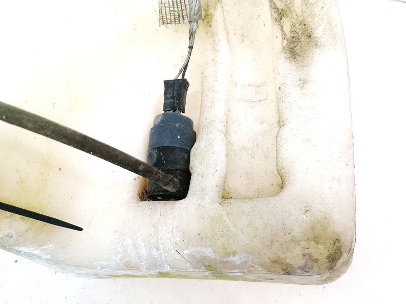 Windshield Windscreen Washer Pump USED USED Peugeot BOXER 2001 2.5