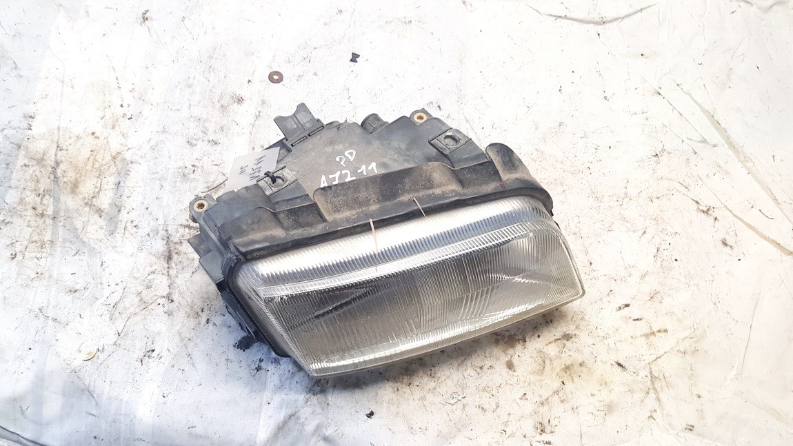 Front Headlight Right RH 67723141 used Audi A4 2005 3.0