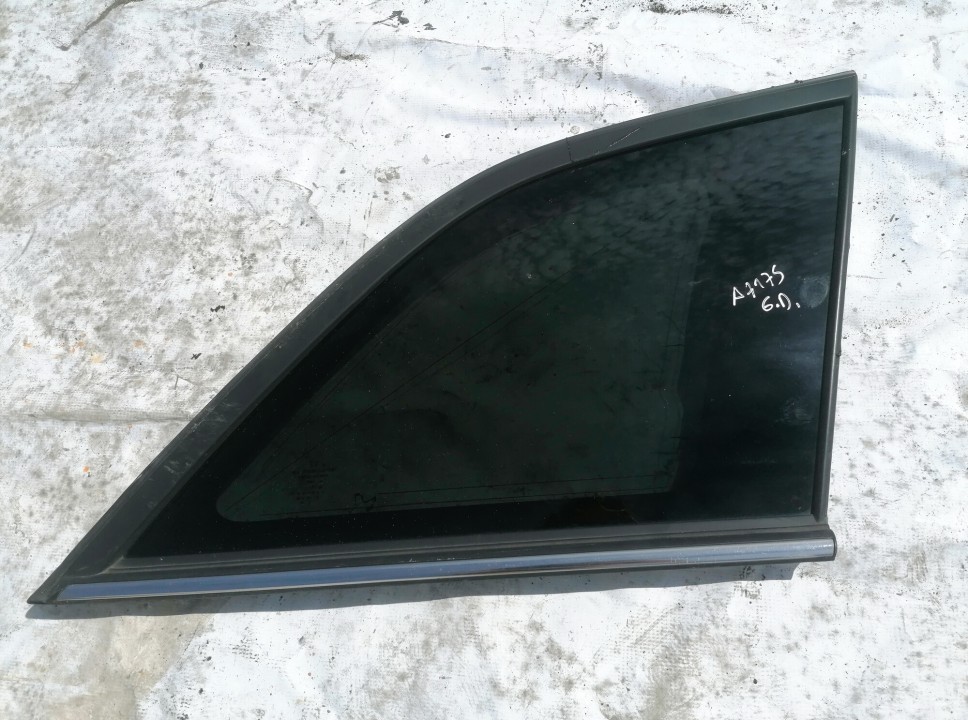 Rear Right passenger side corner quarter window glass used used Chrysler PACIFICA 2004 3.5