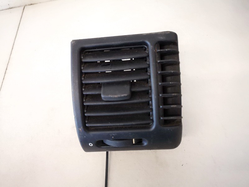 Dash Vent (Air Vent Grille) 90463809 used Opel VECTRA 1998 2.0