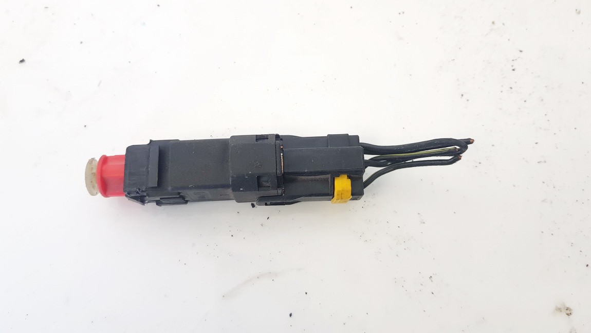 Brake Light Switch (sensor) - Switch (Pedal Contact) 90460325 451021 Opel MERIVA 2003 1.7