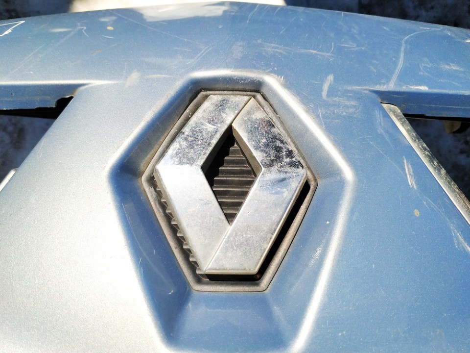 Front Emblem used used Renault LAGUNA 1994 2.0