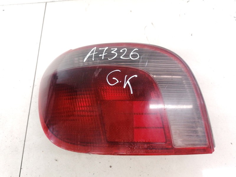 Tail Light lamp Outside, Rear Left USED USED Toyota YARIS 2006 1.3