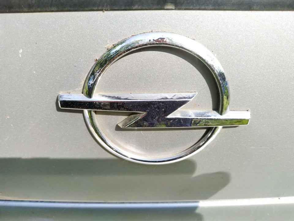 Задние Эмблема USED USED Opel ZAFIRA 2004 2.0