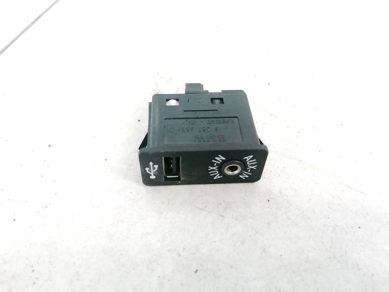 USB-AUX-Ipod jungtys 84109237653 USED BMW X5 2005 3.0