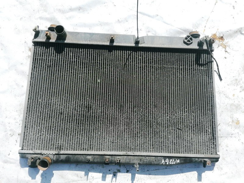 Vandens radiatorius (ausinimo radiatorius) USED USED Toyota AVENSIS VERSO 2003 2.0