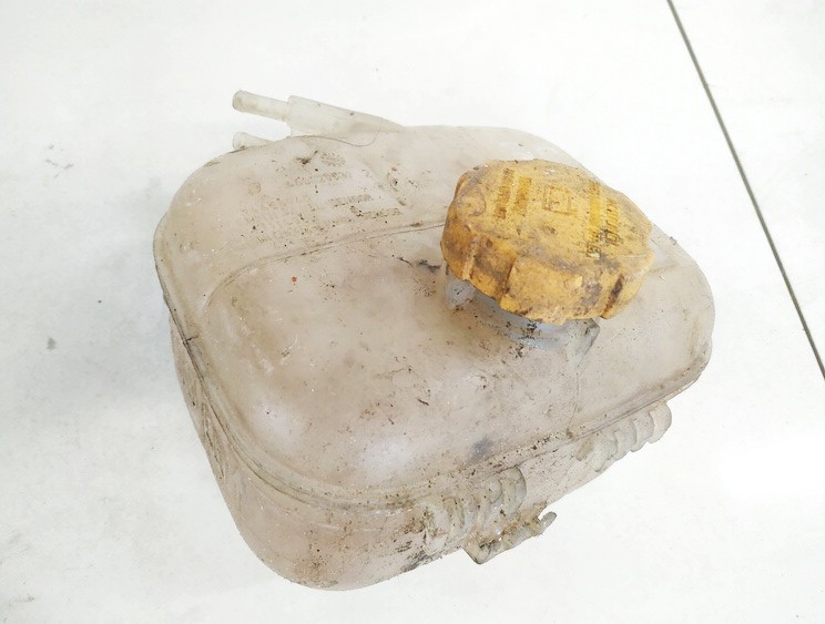 Expansion Tank coolant (RADIATOR EXPANSION TANK BOTTLE ) 24469940 used Opel ASTRA 1995 1.7