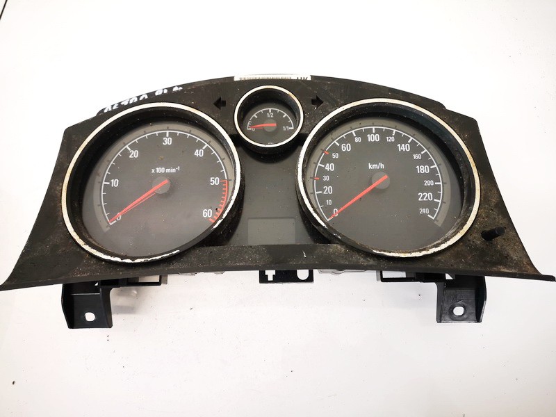 Speedometers - Cockpit - Speedo Clocks Instrument 13267536 used Opel ASTRA 2007 1.7