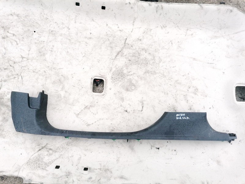 Interior door step trim right front 39067197 USED Opel ASTRA 2000 1.7