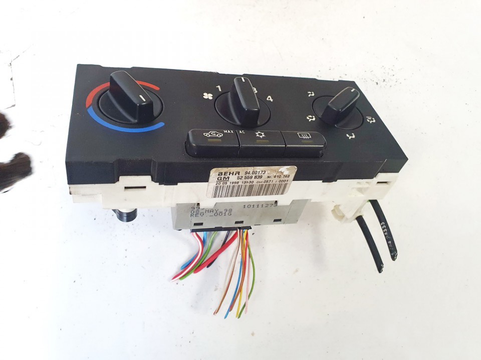 Climate Control Panel (heater control switches) 52559839  94.00173, 10111273 Opel ASTRA 2000 2.0
