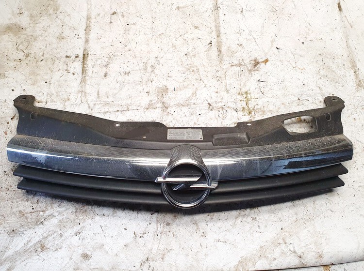 Front hood grille 13108463 13149466 Opel ASTRA 1994 1.7