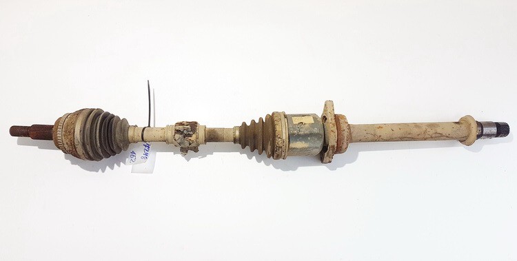 Axles - front right side used used Toyota AVENSIS VERSO 2003 2.0